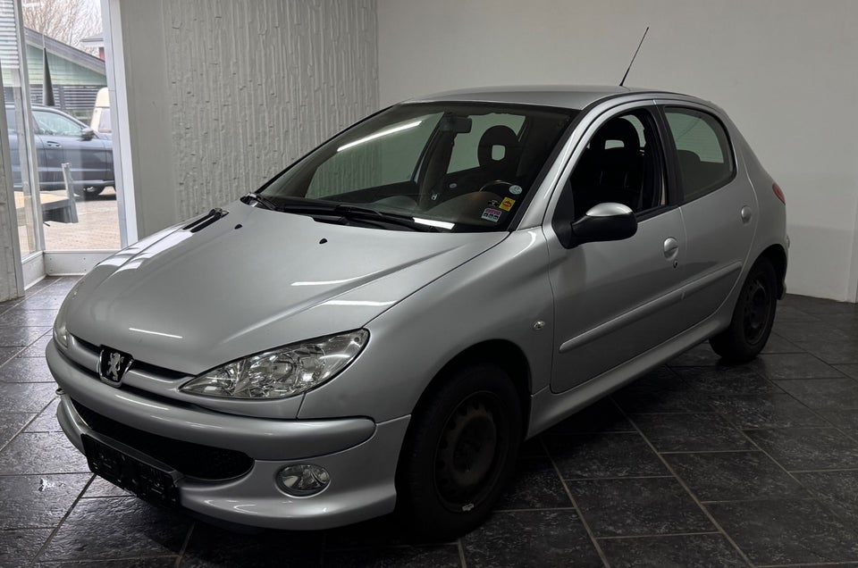 Peugeot 206 1,4 S-line 5d