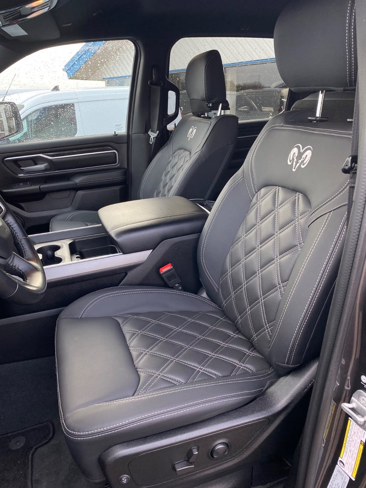 Dodge RAM 1500 5,7 V8 Hemi Laramie Sport aut. 4d