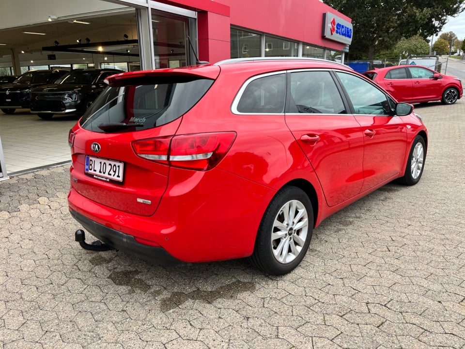 Kia Ceed 1,6 CRDi 136 Attraction SW 5d