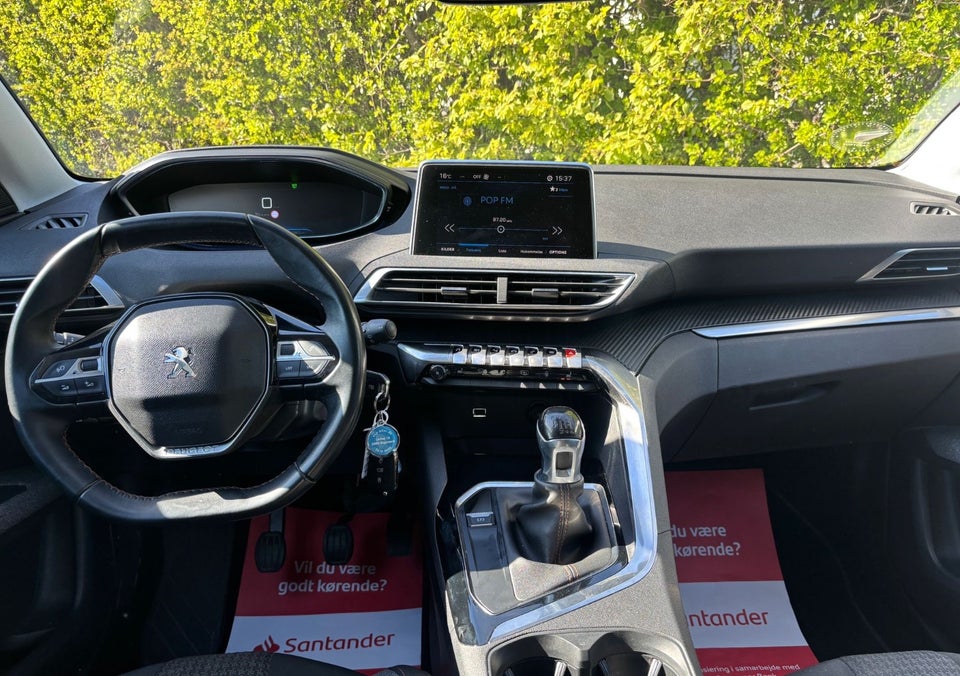 Peugeot 3008 1,2 e-THP 130 Allure 5d