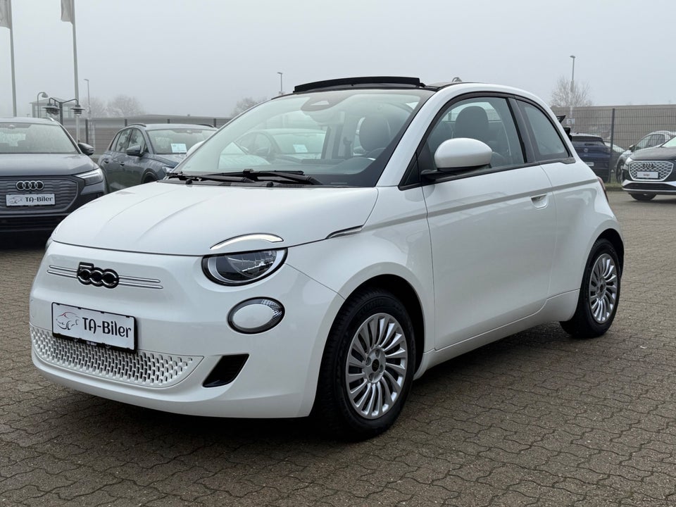 Fiat 500e 42 Icon Cabrio 2d