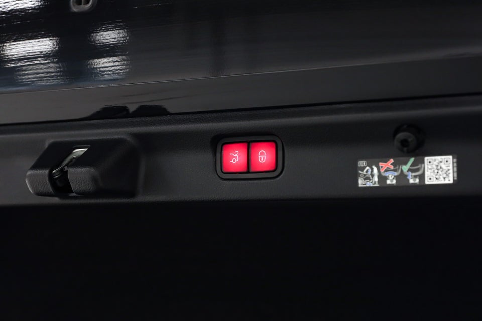 Mercedes EQE350 AMG Line 4d