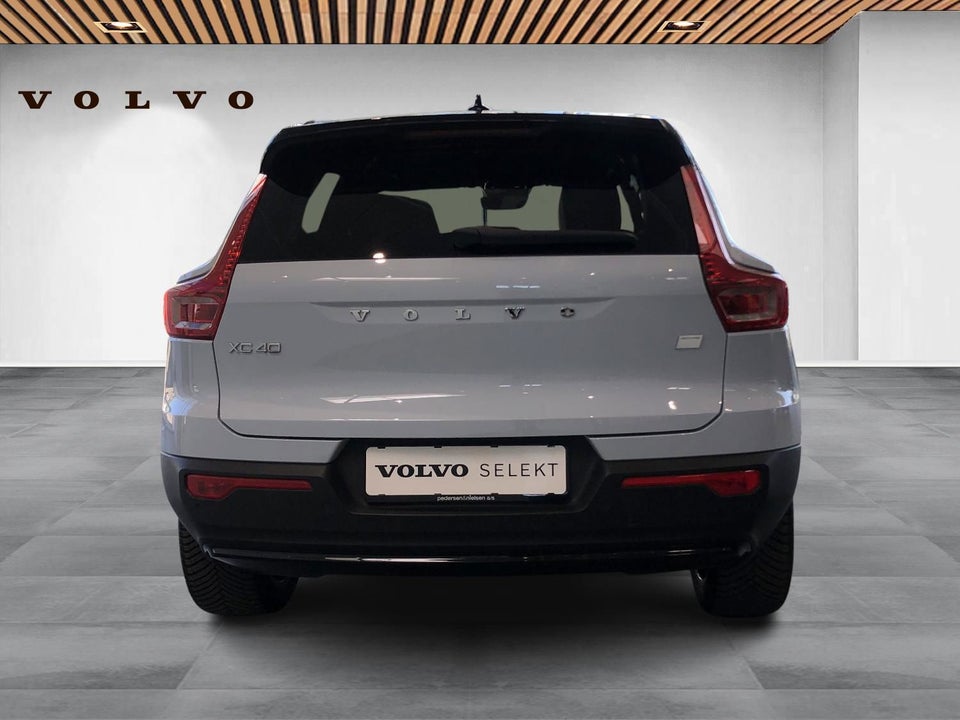 Volvo XC40 ReCharge Extended Range Plus 5d