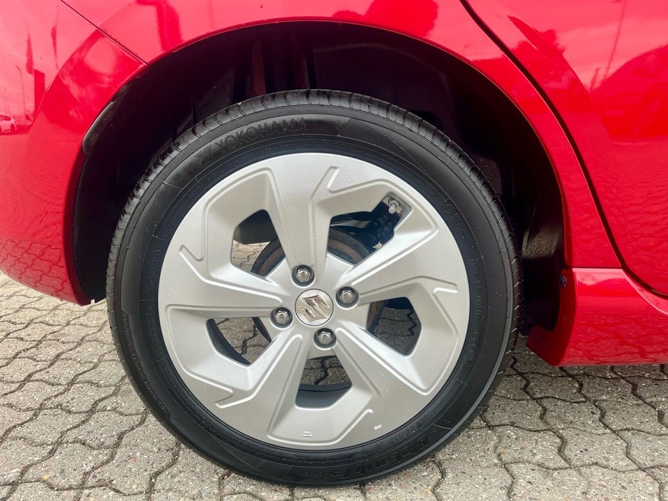 Suzuki Swift 1,2 Advance CVT 5d