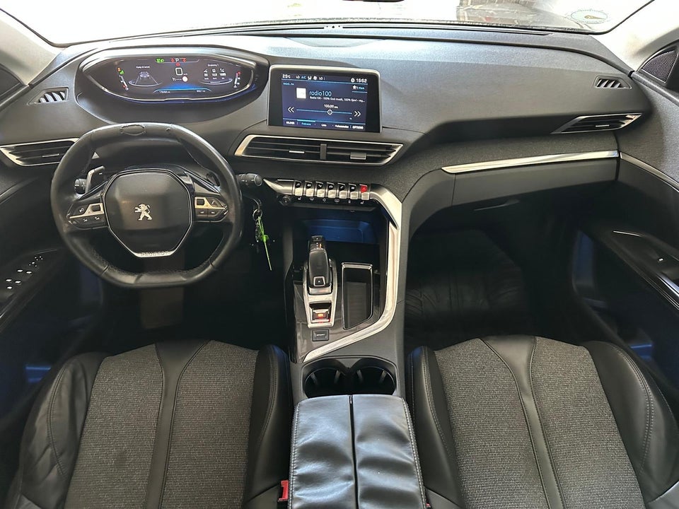 Peugeot 3008 1,6 BlueHDi 120 Allure EAT6 5d