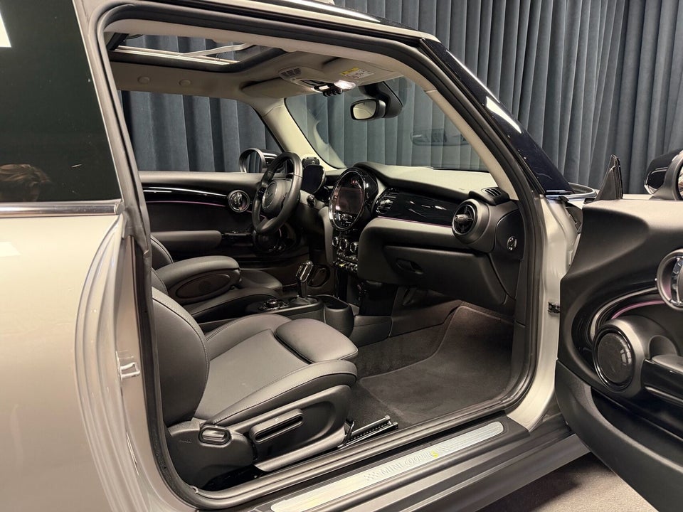 MINI Cooper SE Edition Premium Plus 3d