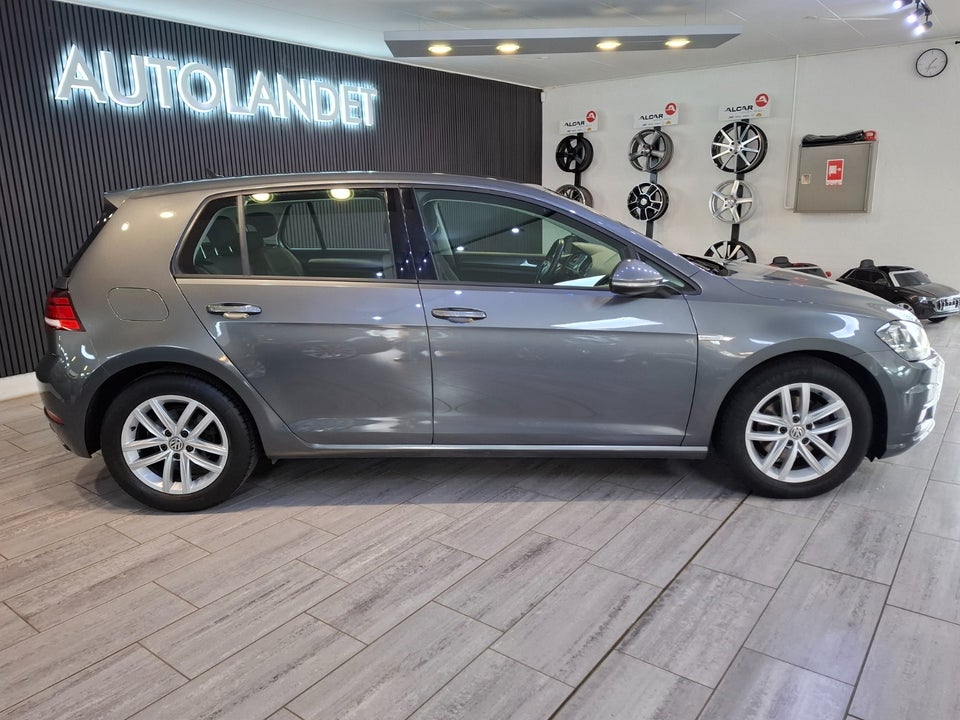 VW Golf VII 1,5 TSi 130 Comfortline DSG 5d