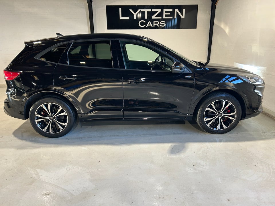 Ford Kuga 2,5 PHEV ST-Line X CVT 5d