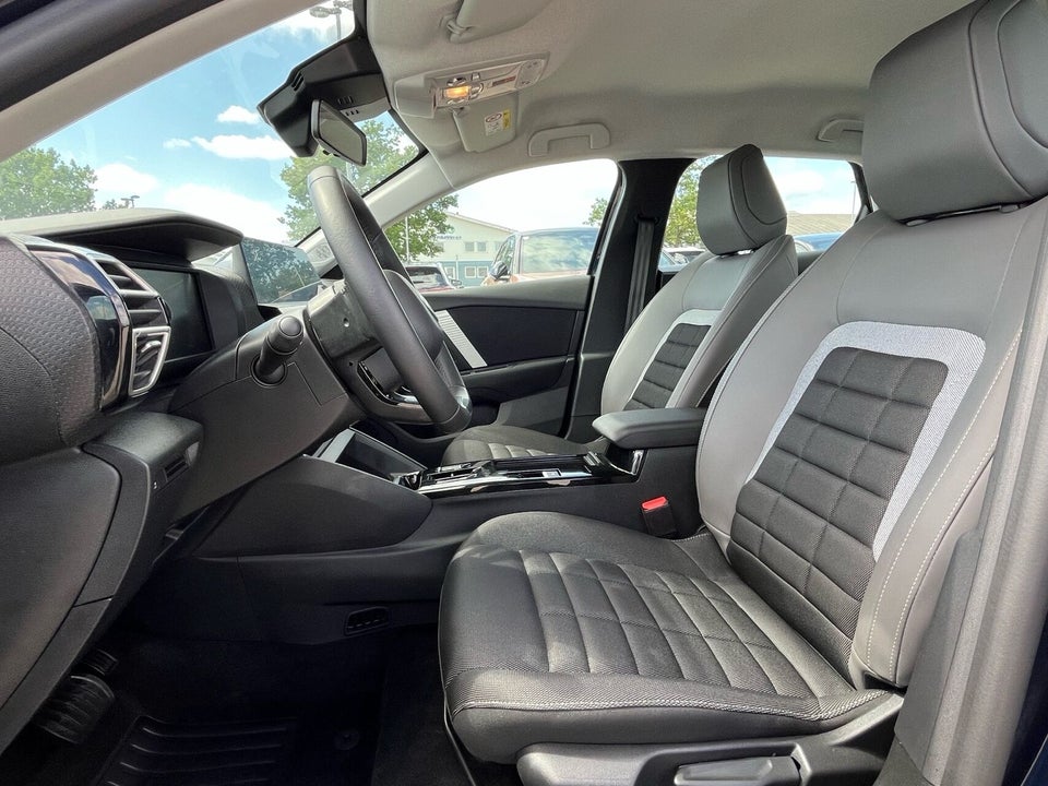 Citroën ë-C4 X 54 Plus 4d