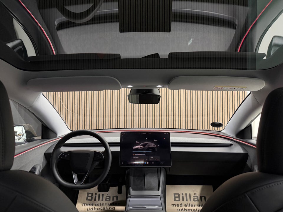 Tesla Model 3 RWD 4d