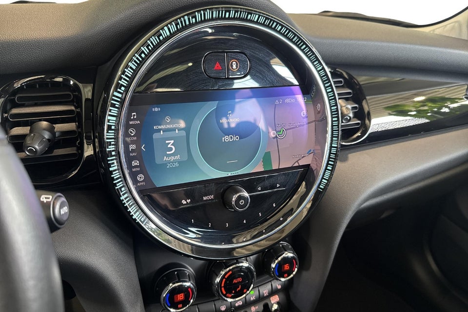 MINI Cooper SE Classic Trim 3d