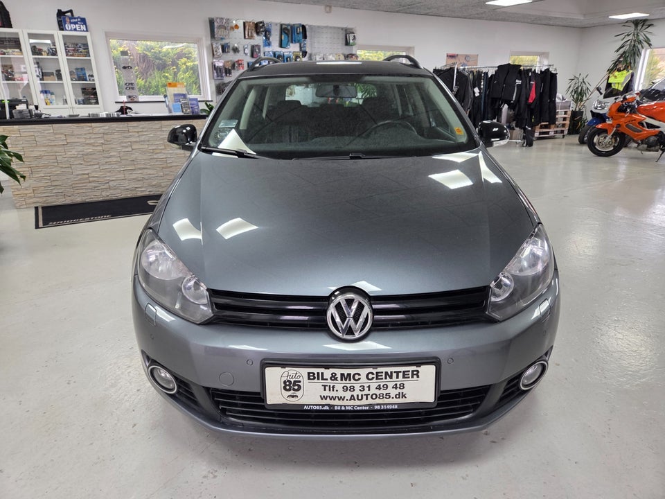 VW Golf VI 1,6 TDi 105 Match Variant BMT 5d
