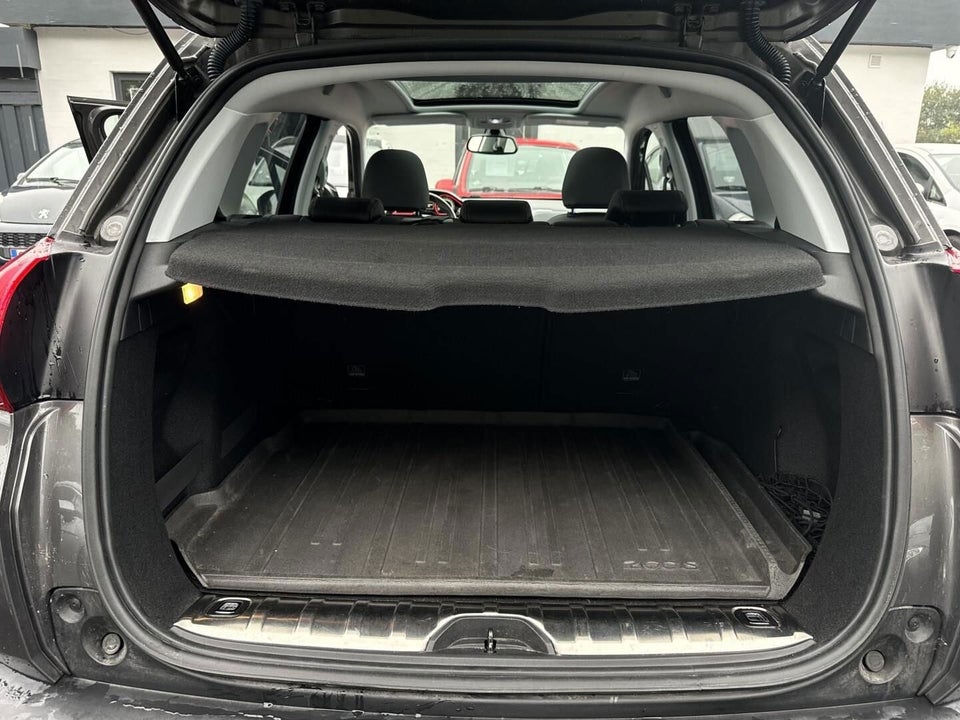 Peugeot 2008 1,6 BlueHDi 120 GT Line Sky 5d