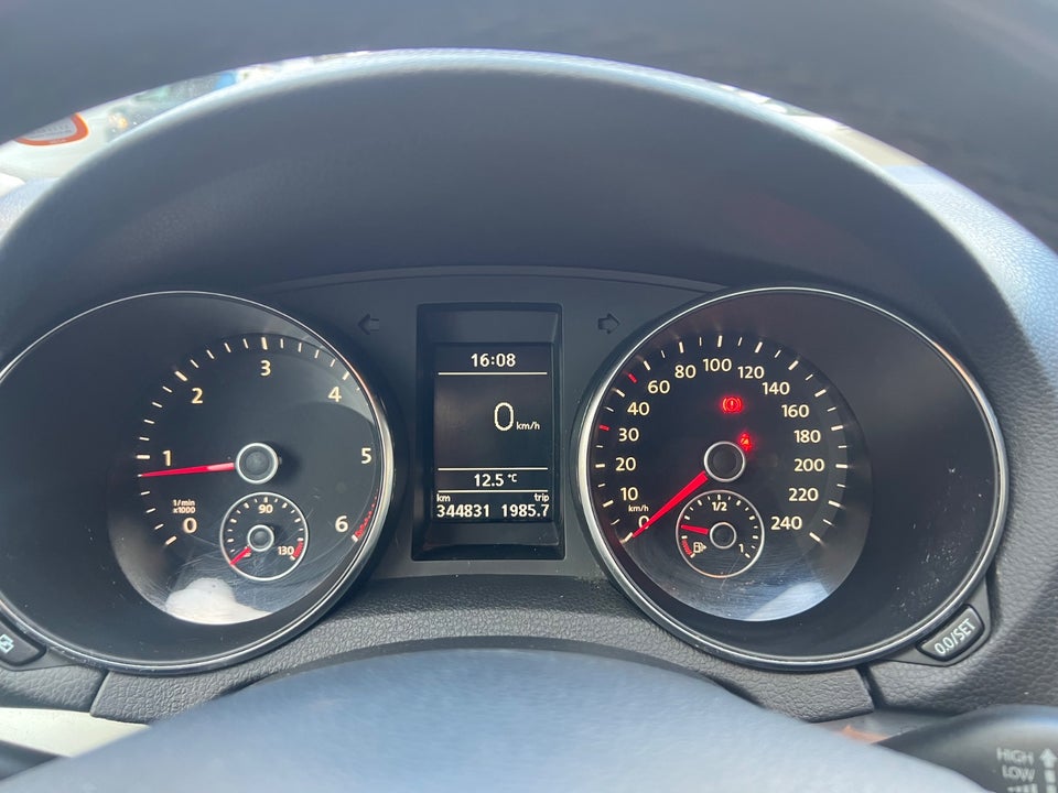 VW Golf VI 2,0 TDi 140 Highline Variant Van 5d