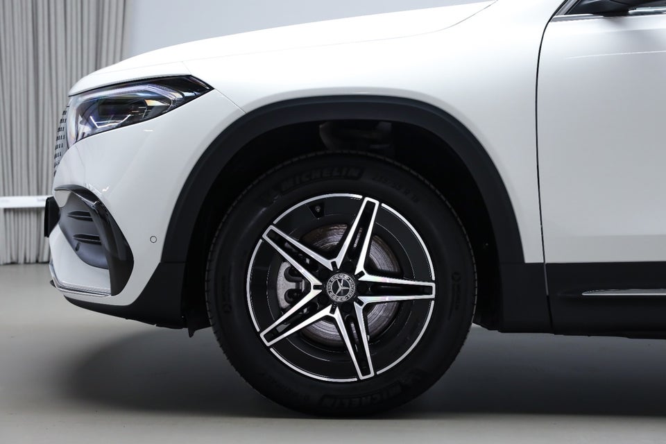 Mercedes EQB250+ AMG Advance 5d