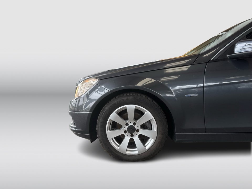 Mercedes C200 2,2 CDi Avantgarde stc. BE 5d
