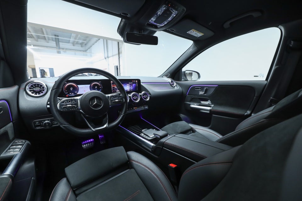 Mercedes EQA300 AMG Line 4Matic 5d