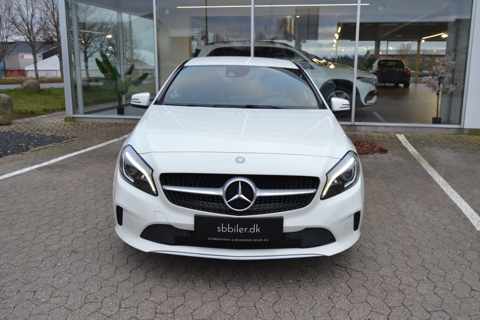 Mercedes A200 1,6 Urban aut. 5d