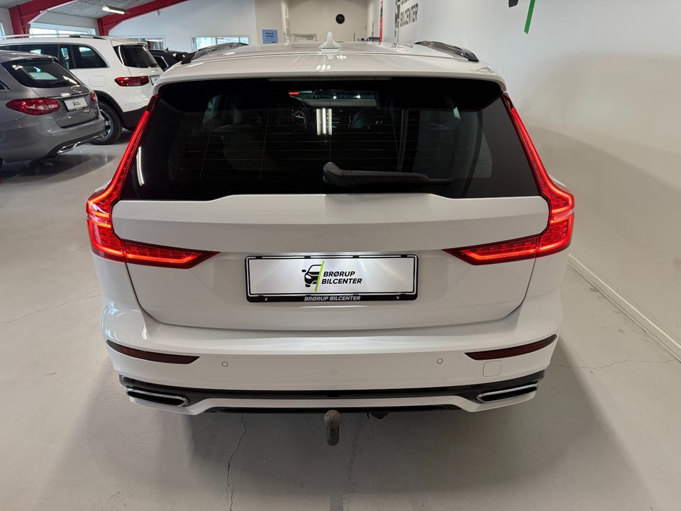 Volvo V60 2,0 T4 190 R-Design aut. 5d