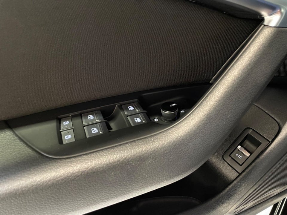 Audi A6 40 TDi Sport Avant S-tr. 5d