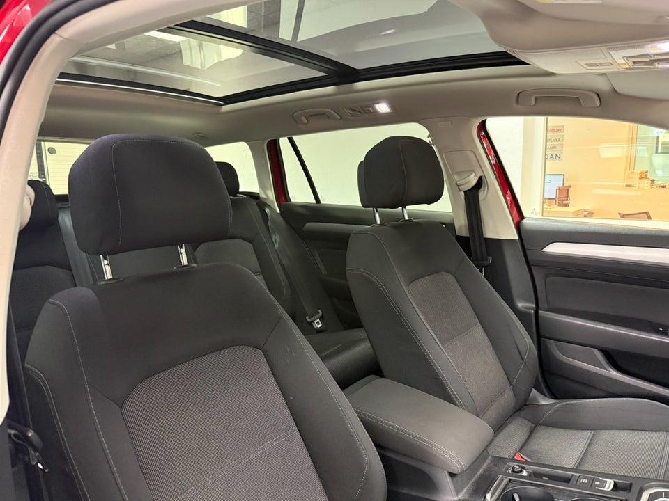 VW Passat 1,6 TDi 120 Comfortline Variant DSG 5d