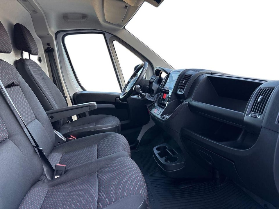 Fiat Ducato 35 2,2 MJT 140 Kassevogn L2H2 Easy Pro