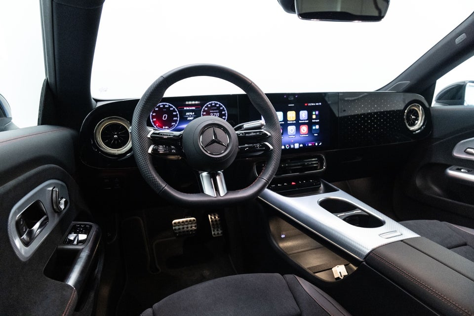 Mercedes CLA350 EQ AMG Premium 4Matic 4d