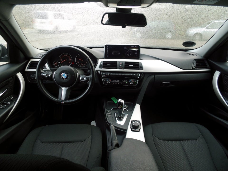 BMW 320d 2,0 aut. 4d