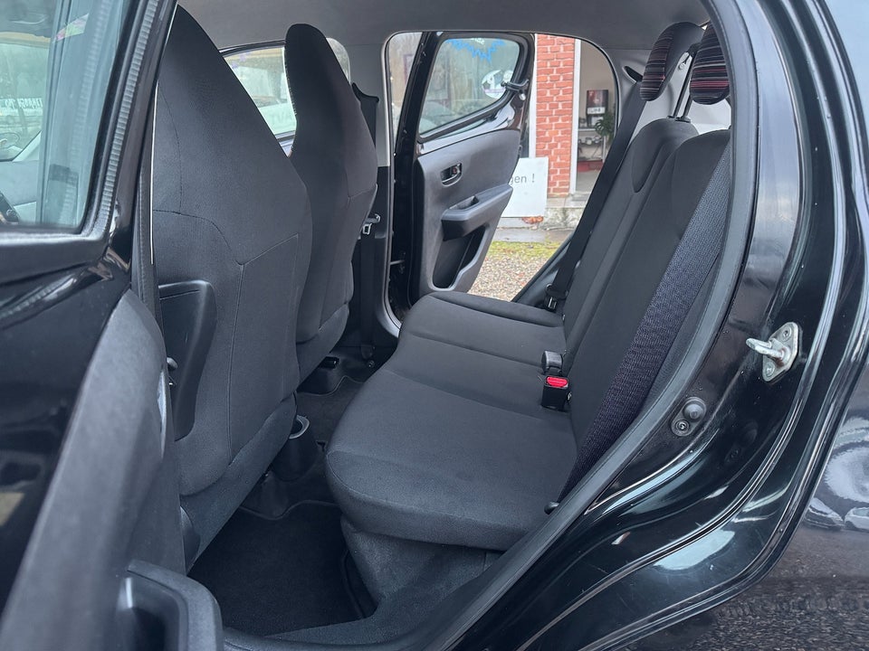 Citroën C1 1,2 PureTech Feel 5d