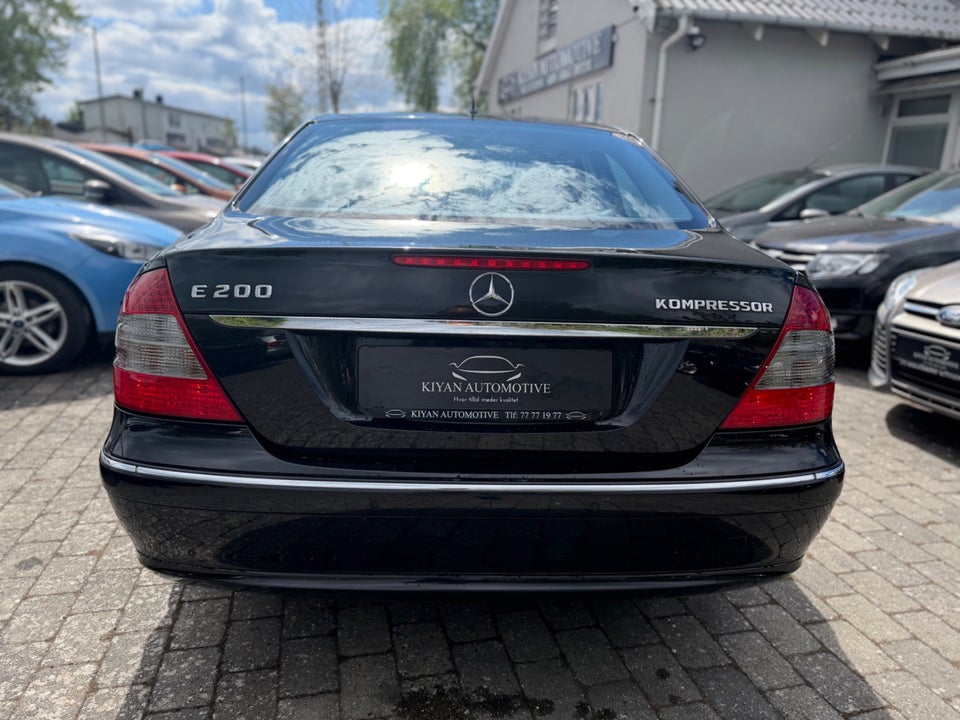 Mercedes E200 1,8 Kompressor Avantgarde aut. 4d