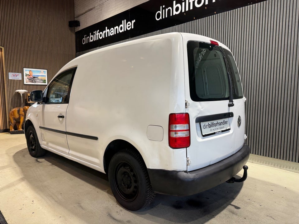 VW Caddy 1,6 TDi 75 BMT Van 4d