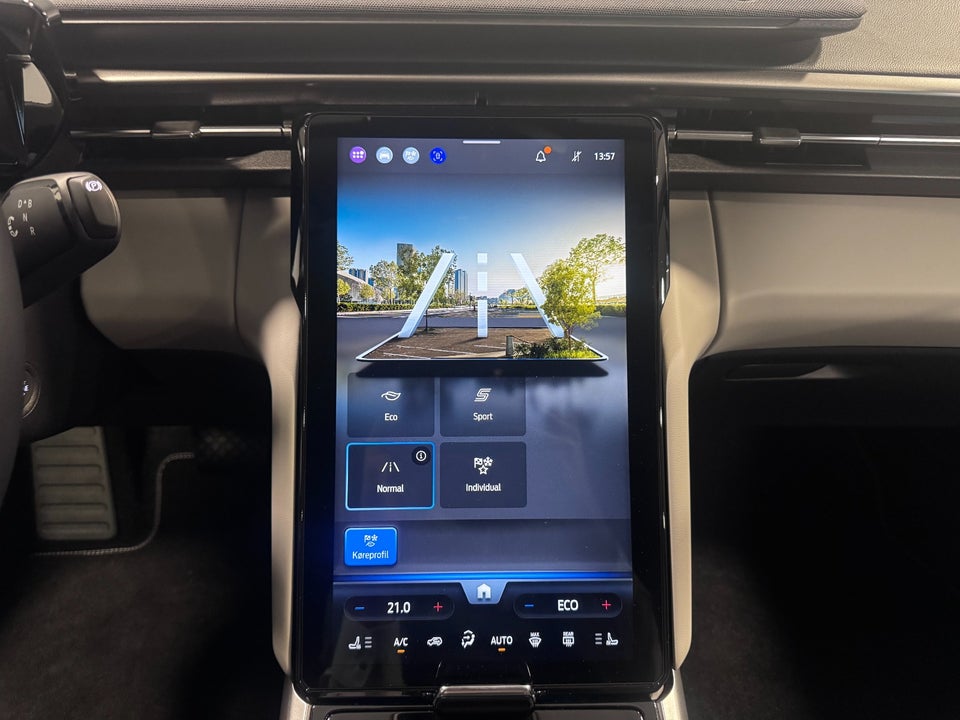 Ford Explorer 77 Select Extended Range 5d