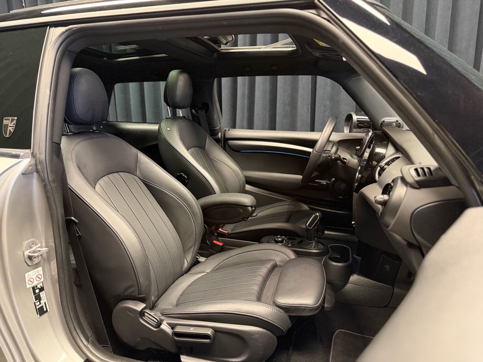 MINI Cooper SE Yours Trim 3d