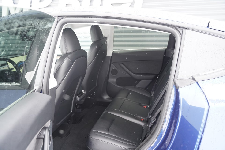 Tesla Model Y Long Range AWD 5d