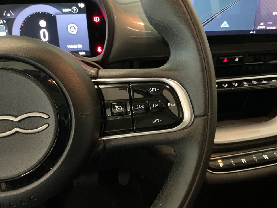 Fiat 500e 42 Icon Sky 3+1 4d