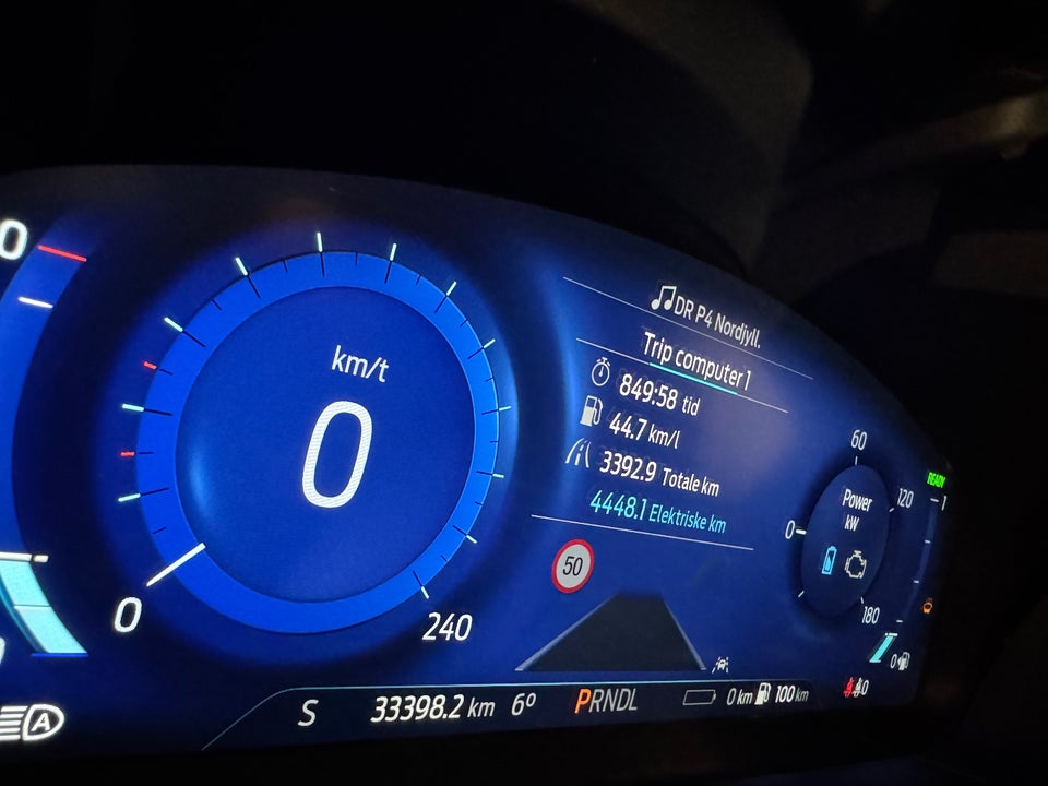 Ford Kuga 2,5 PHEV Titanium X CVT 5d