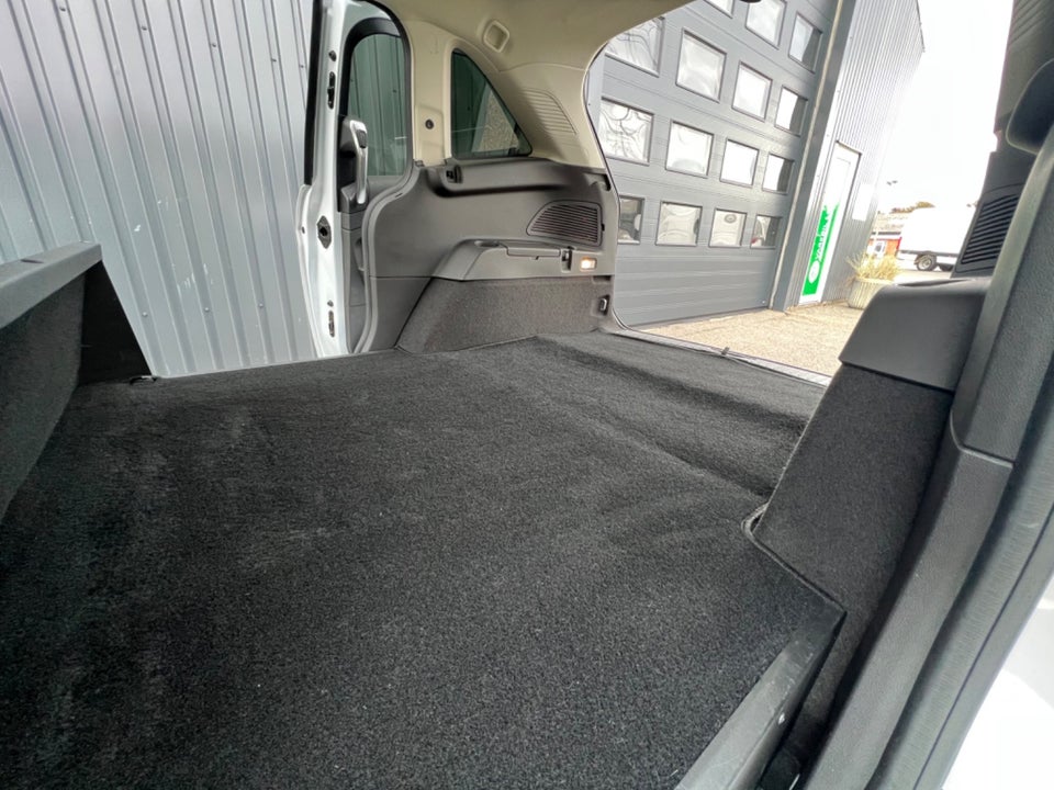 Ford Grand C-MAX 1,5 SCTi 150 Titanium Van 5d