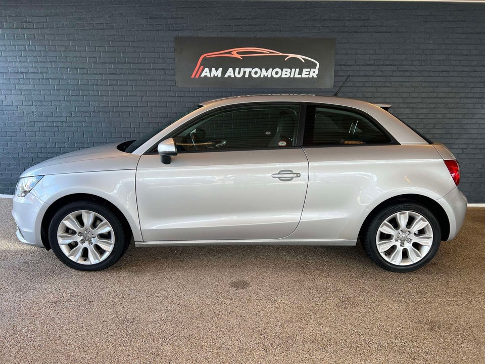 Audi A1 1,6 TDi 105 Ambition 3d