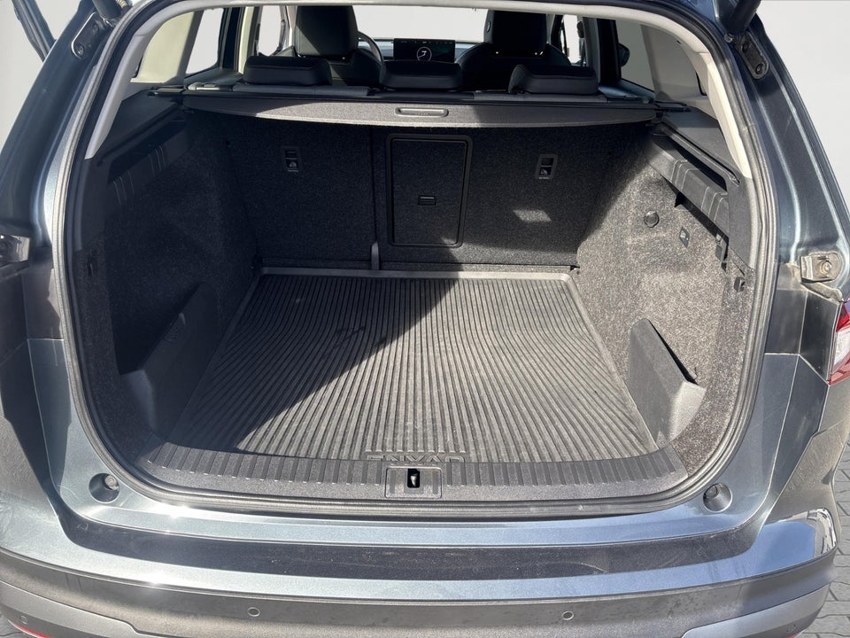 Skoda Enyaq 60 iV Plus 5d