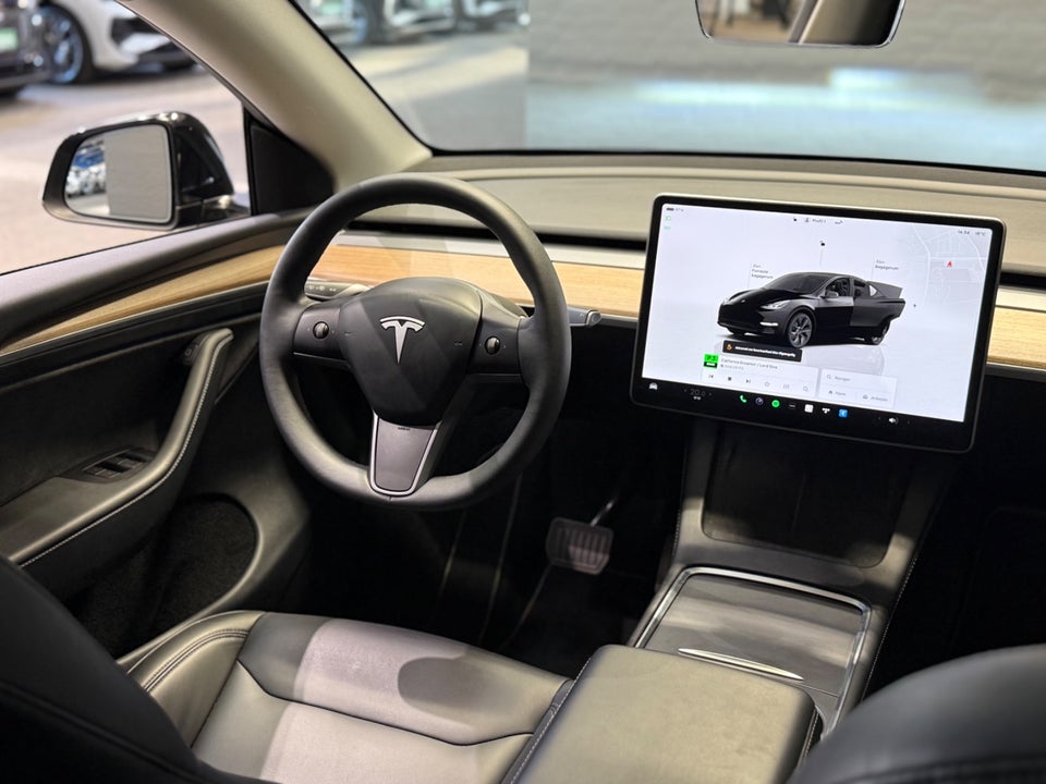 Tesla Model Y RWD 5d