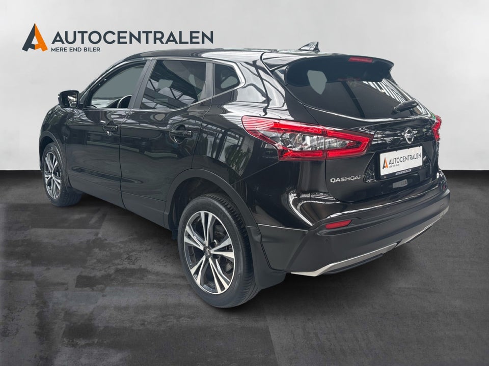 Nissan Qashqai 1,3 Dig-T 160 N-Connecta 5d