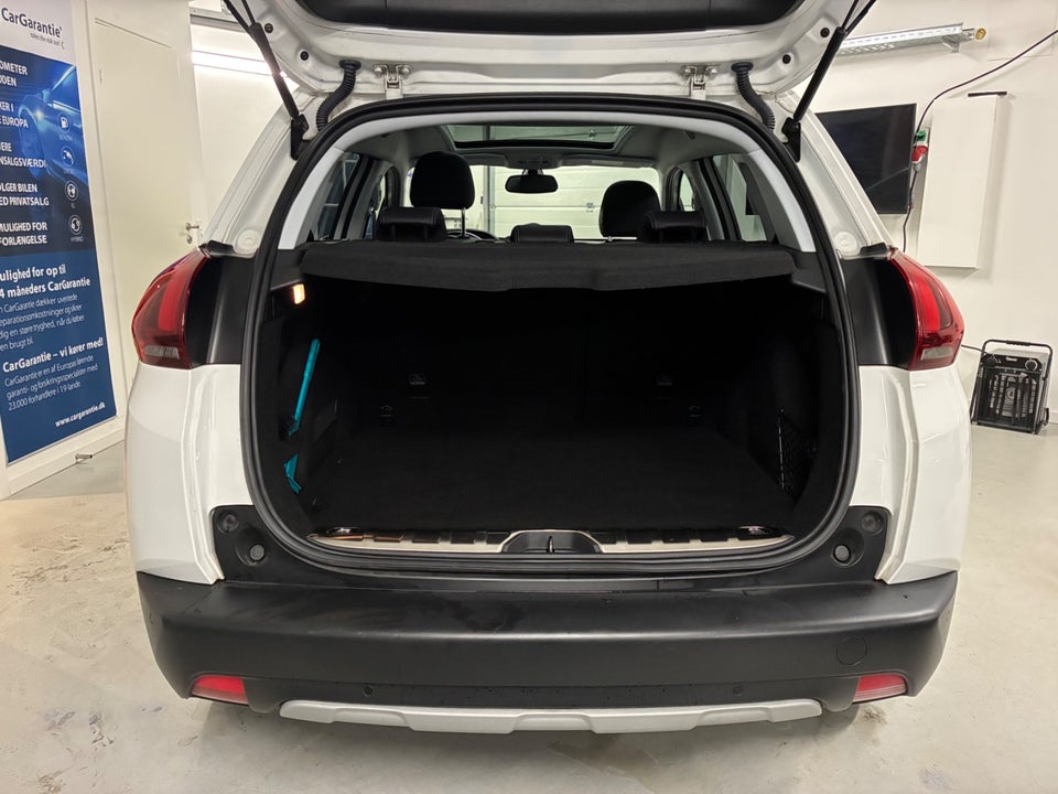 Peugeot 2008 1,2 e-THP 110 Desire Sky 5d