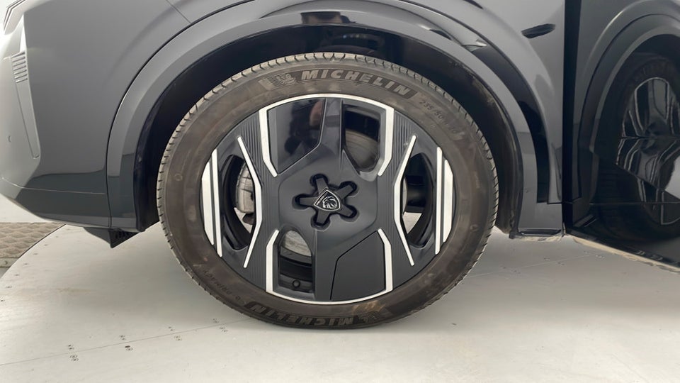 Peugeot e-5008 77 GT 7prs 5d