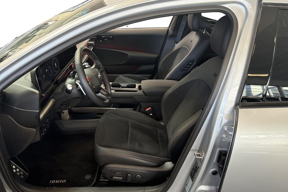 Hyundai Ioniq 6 84 N Line+ 4d