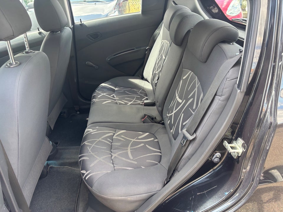 Chevrolet Spark 1,0 LS 5d