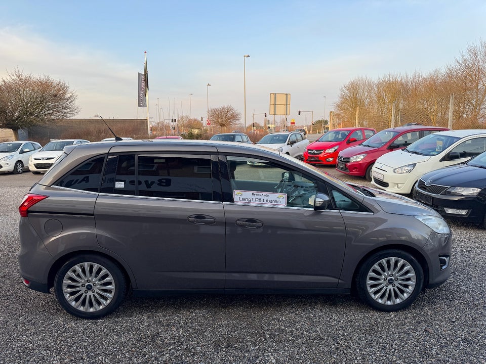 Ford Grand C-MAX 1,0 SCTi 125 Titanium 5d