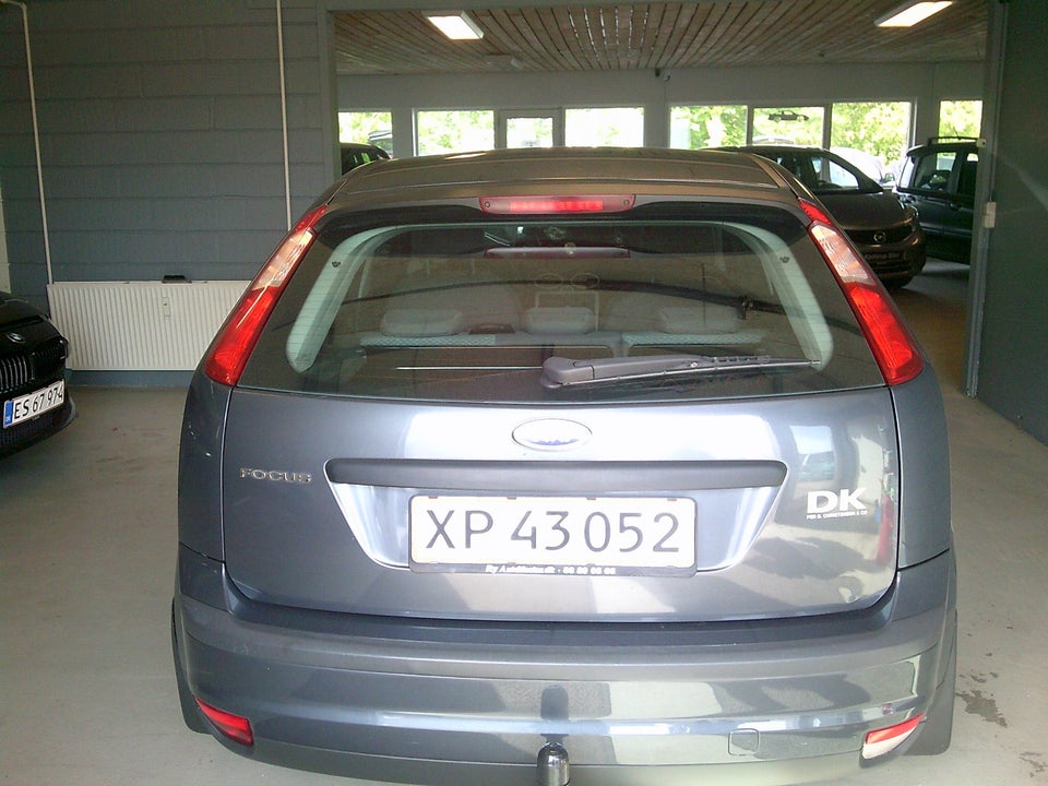 Ford Focus 1,6 Trend 100 5d