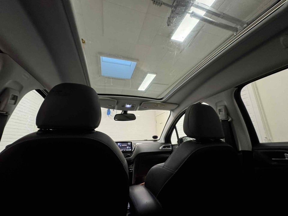 Peugeot 2008 1,6 BlueHDi 100 Allure Sky 5d