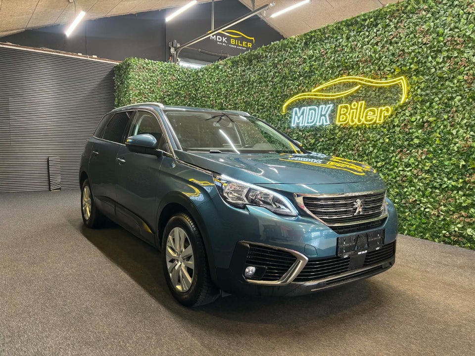 Peugeot 5008 1,2 e-THP 130 Allure 7prs 5d