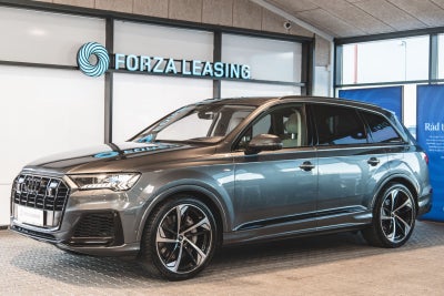 Audi Q7 55 TFSi S-line quattro Tiptr. 5d